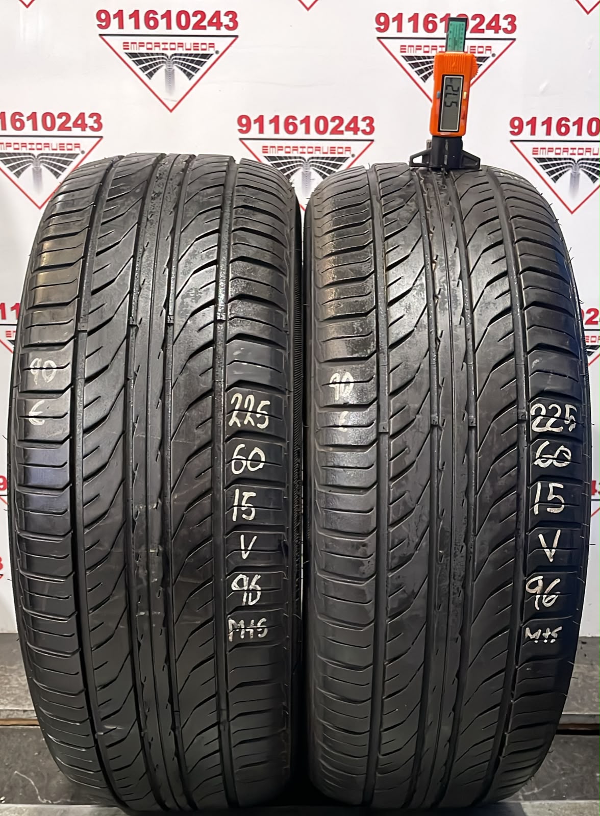 ROCKBLADE  USADO M+S 225/60 R15 96 V